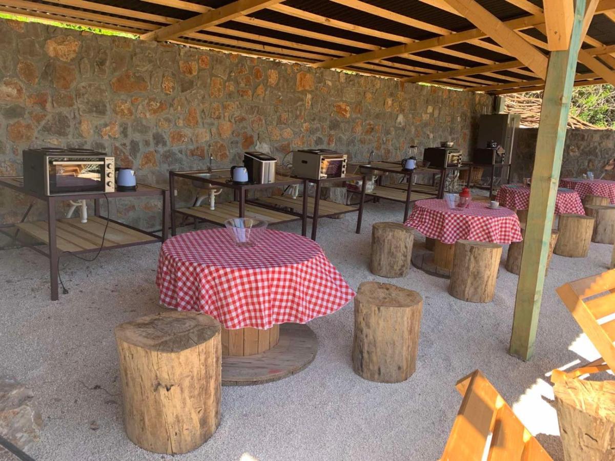 Готель Bigova Glamping Котор Екстер'єр фото